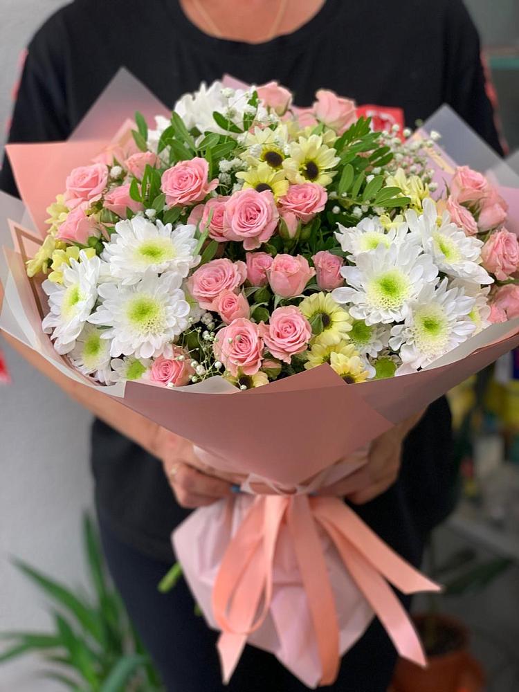 Букет цветов из: Розы и Хризантемы в Верхнее Синячихе