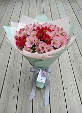 Букет цветов из:  Альстромерии в Верхнее Синячихе