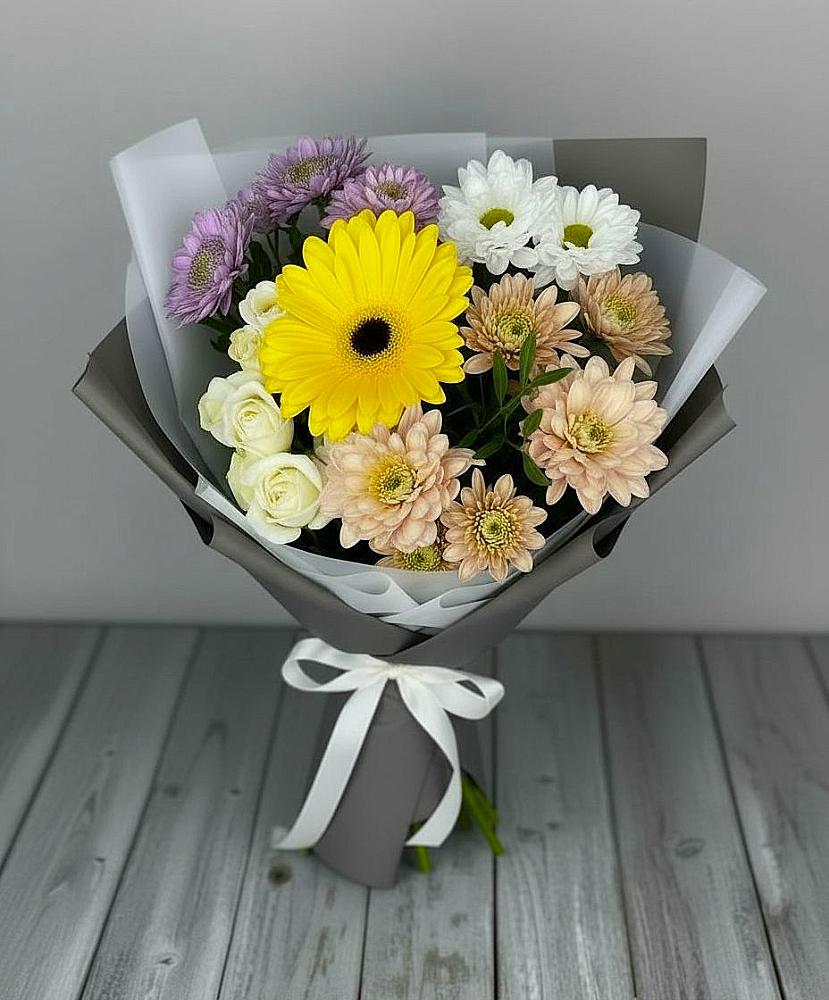 Букет цветов из: Розы, Герберы и Хризантемы в Верхнее Синячихе