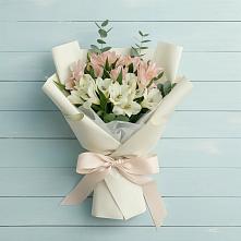 Букет цветов из:  Альстромерии в Верхнее Синячихе