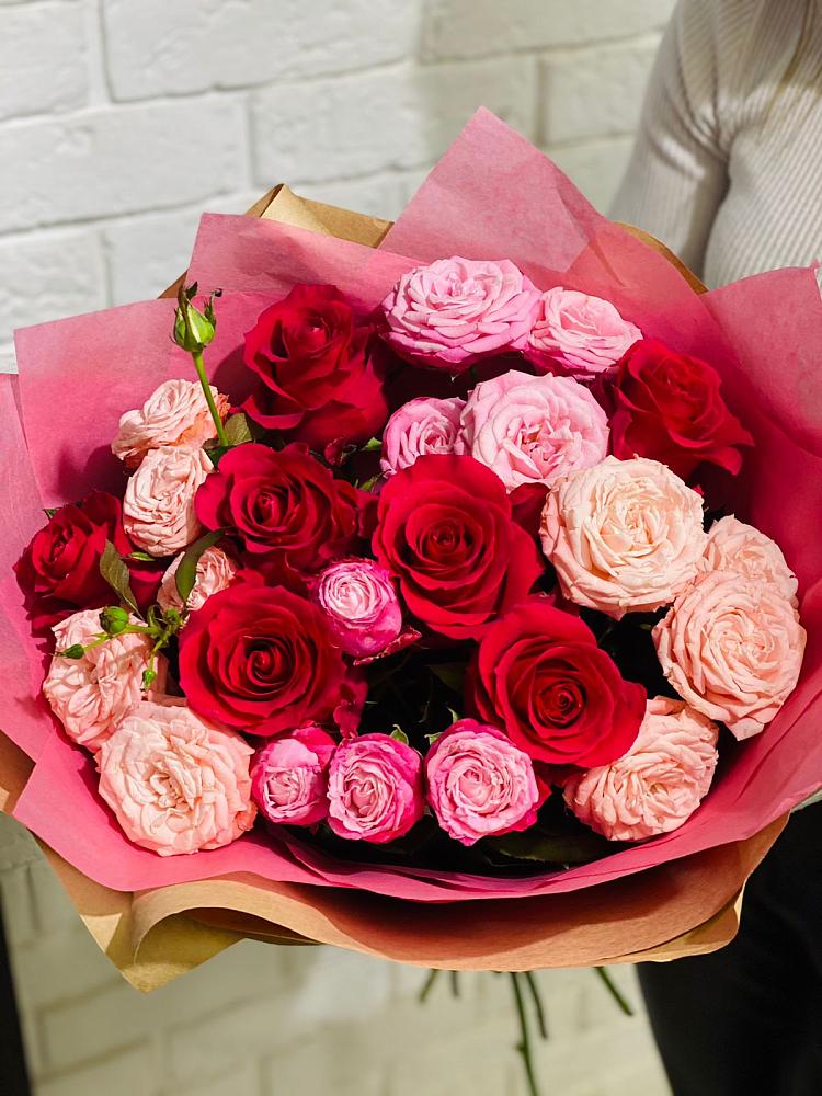 Букет цветов из: Розы в Верхнее Синячихе