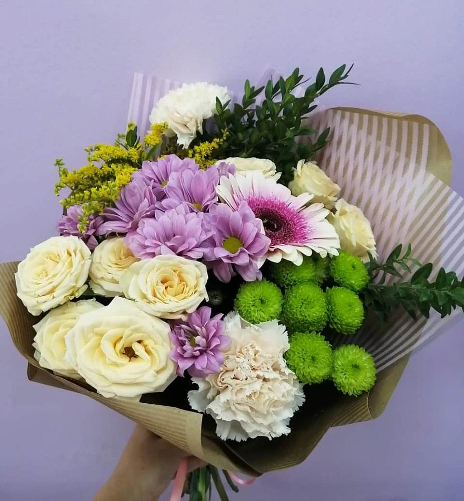 Букет цветов из: Хризантемы, Розы, Гвоздики и Герберы в Верхнее Синячихе