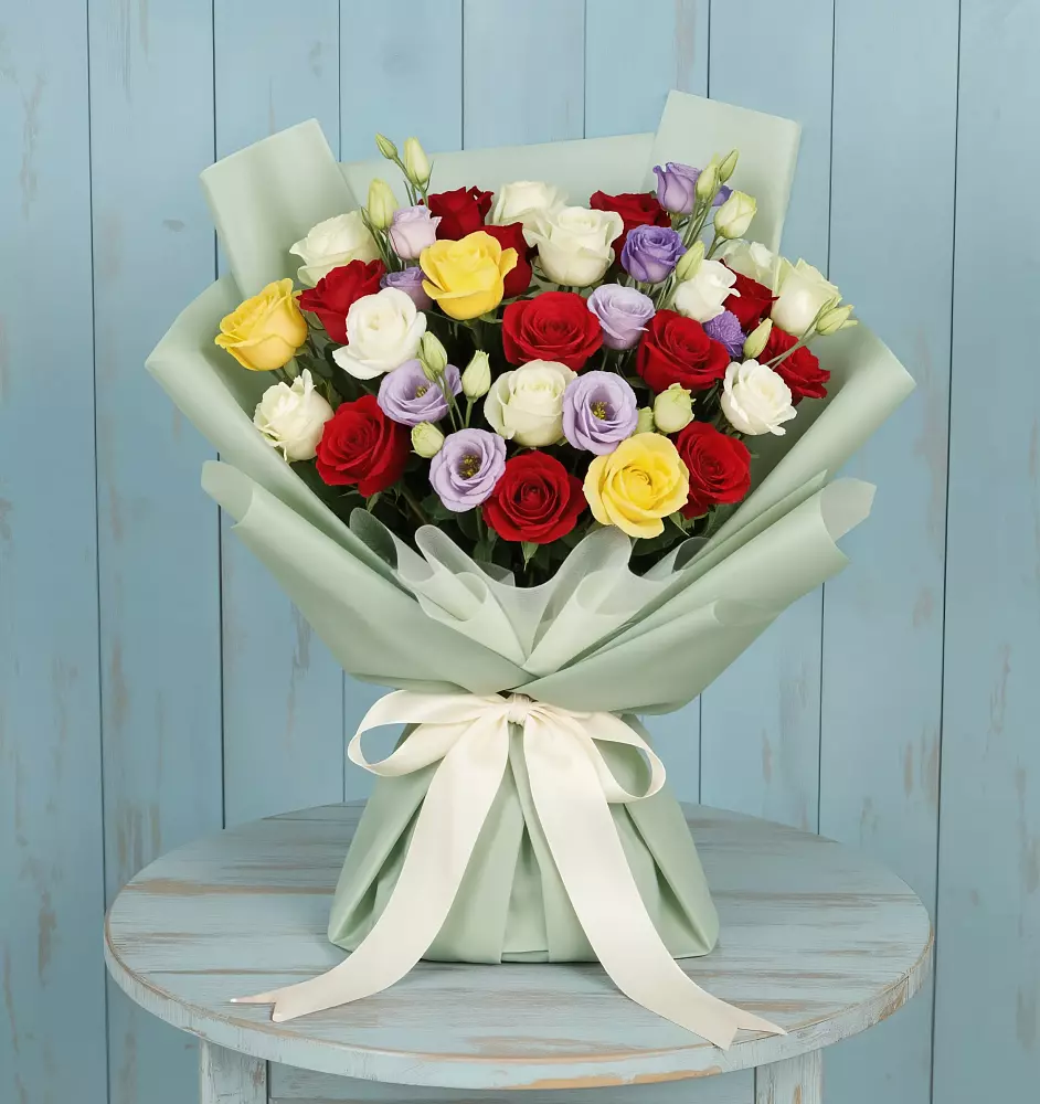 Букет цветов из: Розы в Верхнее Синячихе