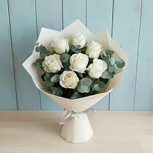 Букет Белые розы в Эвкалипте в Верхнее Синячихе