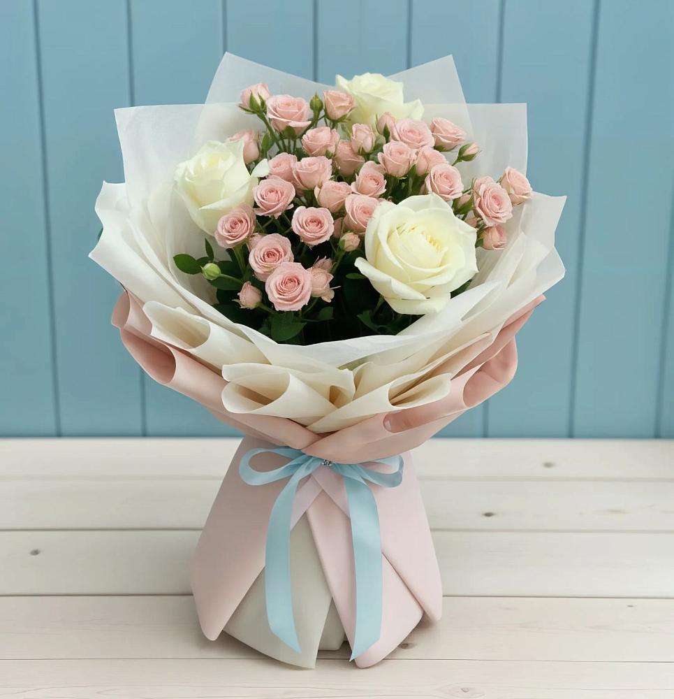 Букет цветов из: Розы в Верхнее Синячихе