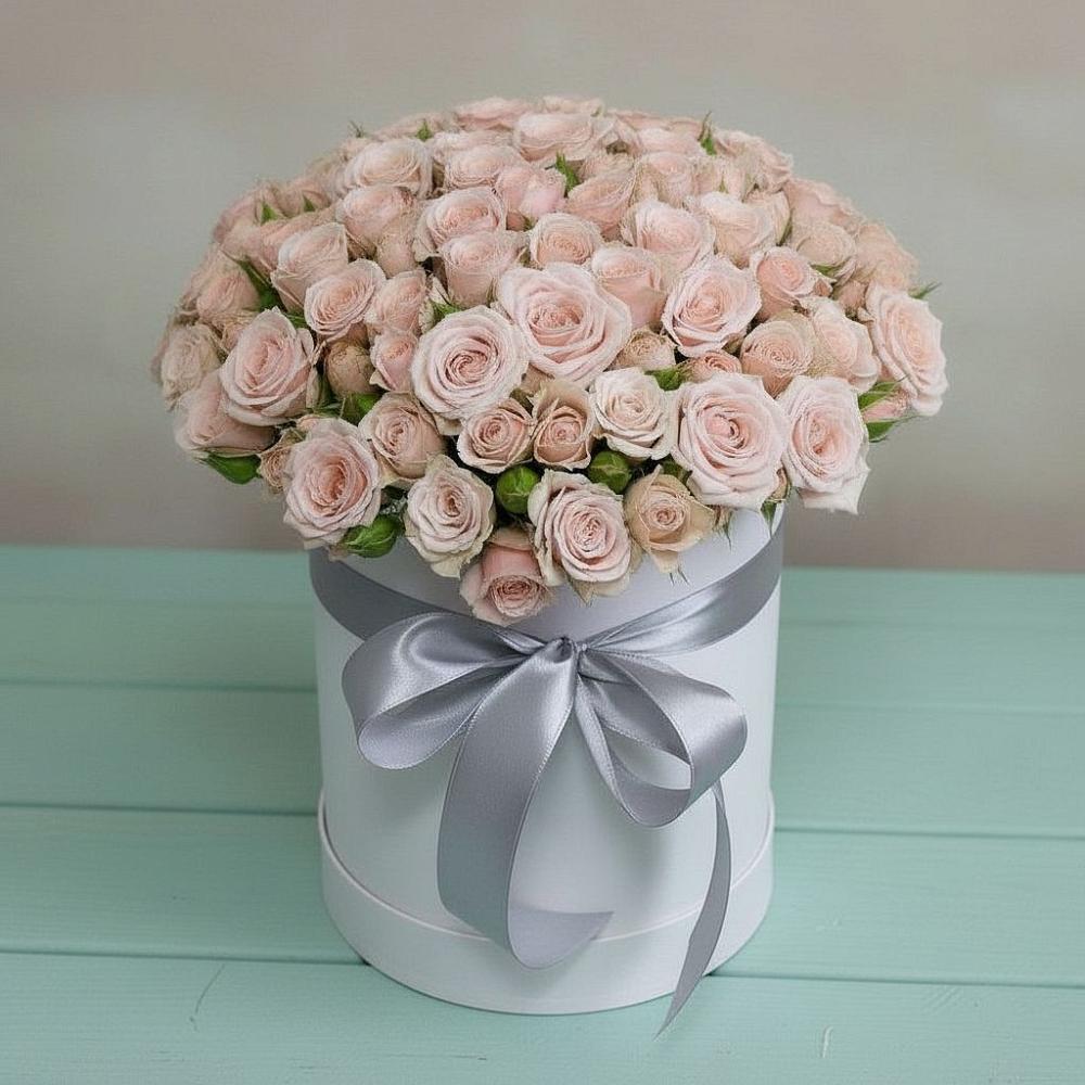 Цветочная композиция из Розы в шляпной коробке в Верхнее Синячихе